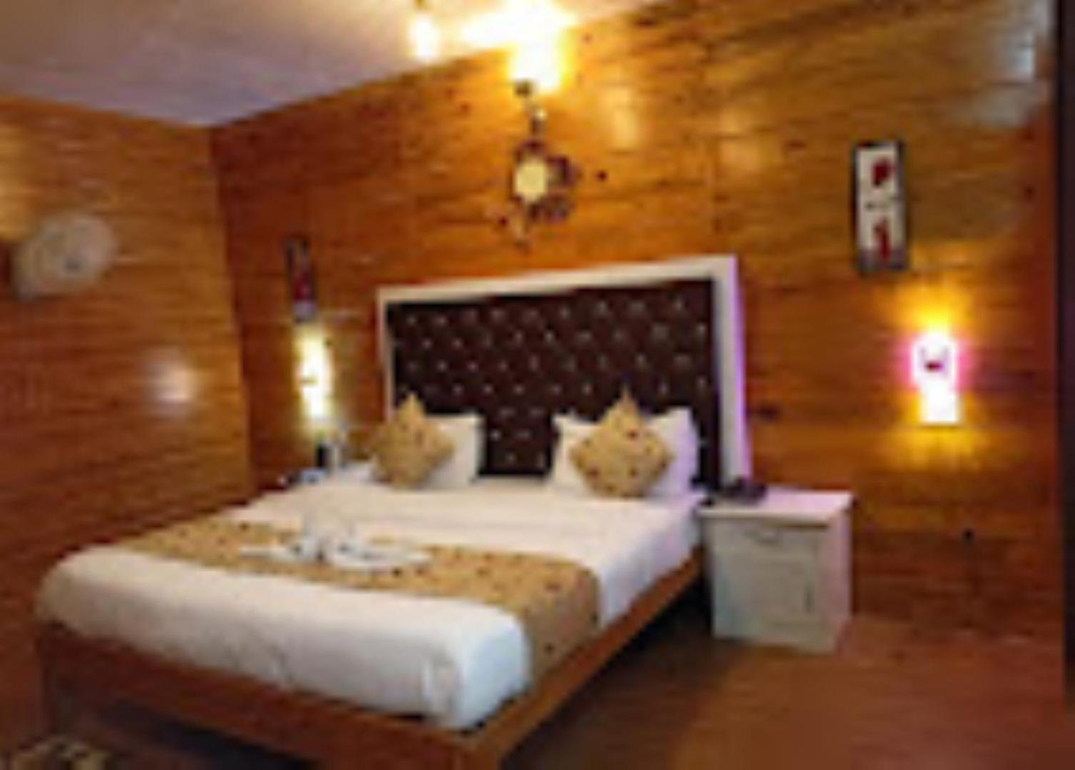 The Village Retreat Resort , Guptkashi Gupta Kāshi Esterno foto