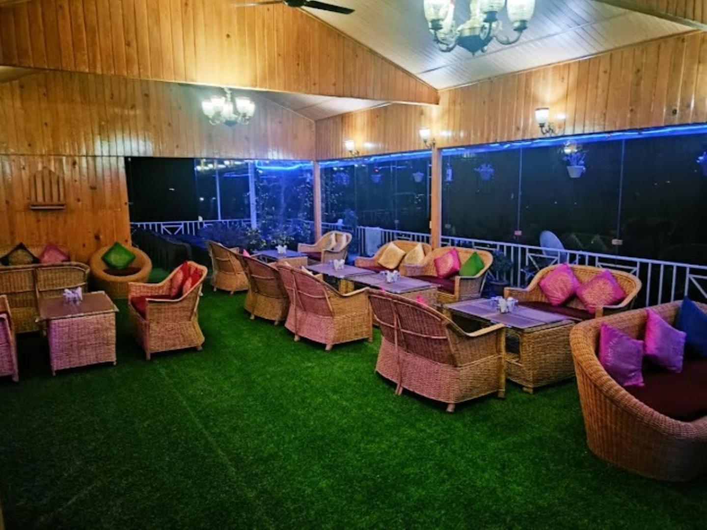 The Village Retreat Resort , Guptkashi Gupta Kāshi Esterno foto